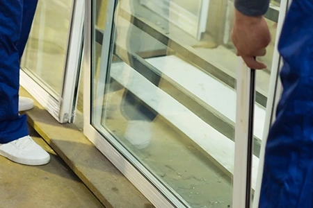 Commercial Glass Repair Technician in Tallahassee, FL